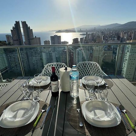 Highrise Apartment With Stunning Views From Private Balcony 85 ベニドルム エクステリア 写真